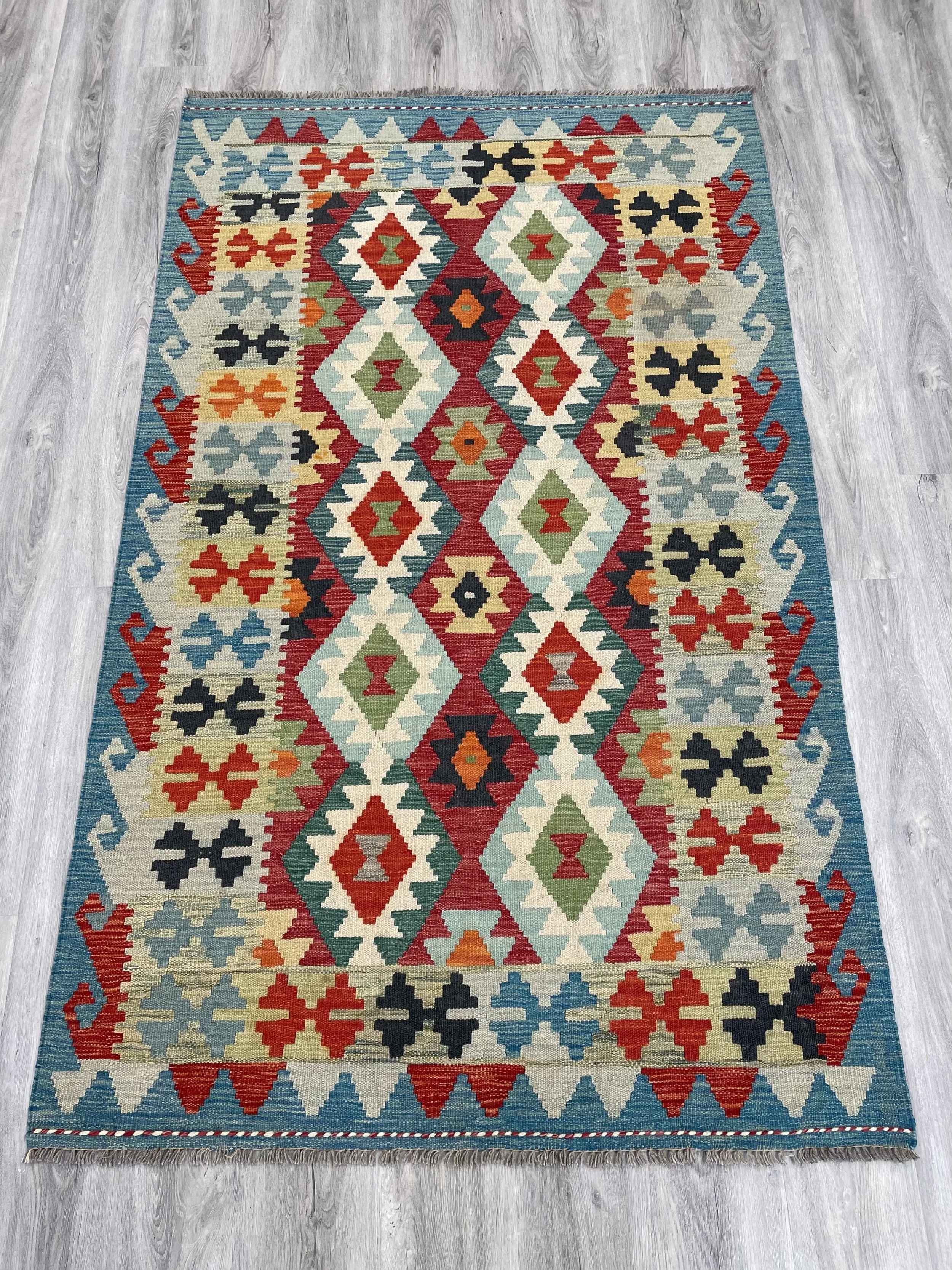 Kilim Rugs and Accessories — Kasra Rugs Toronto | Vintage Persian